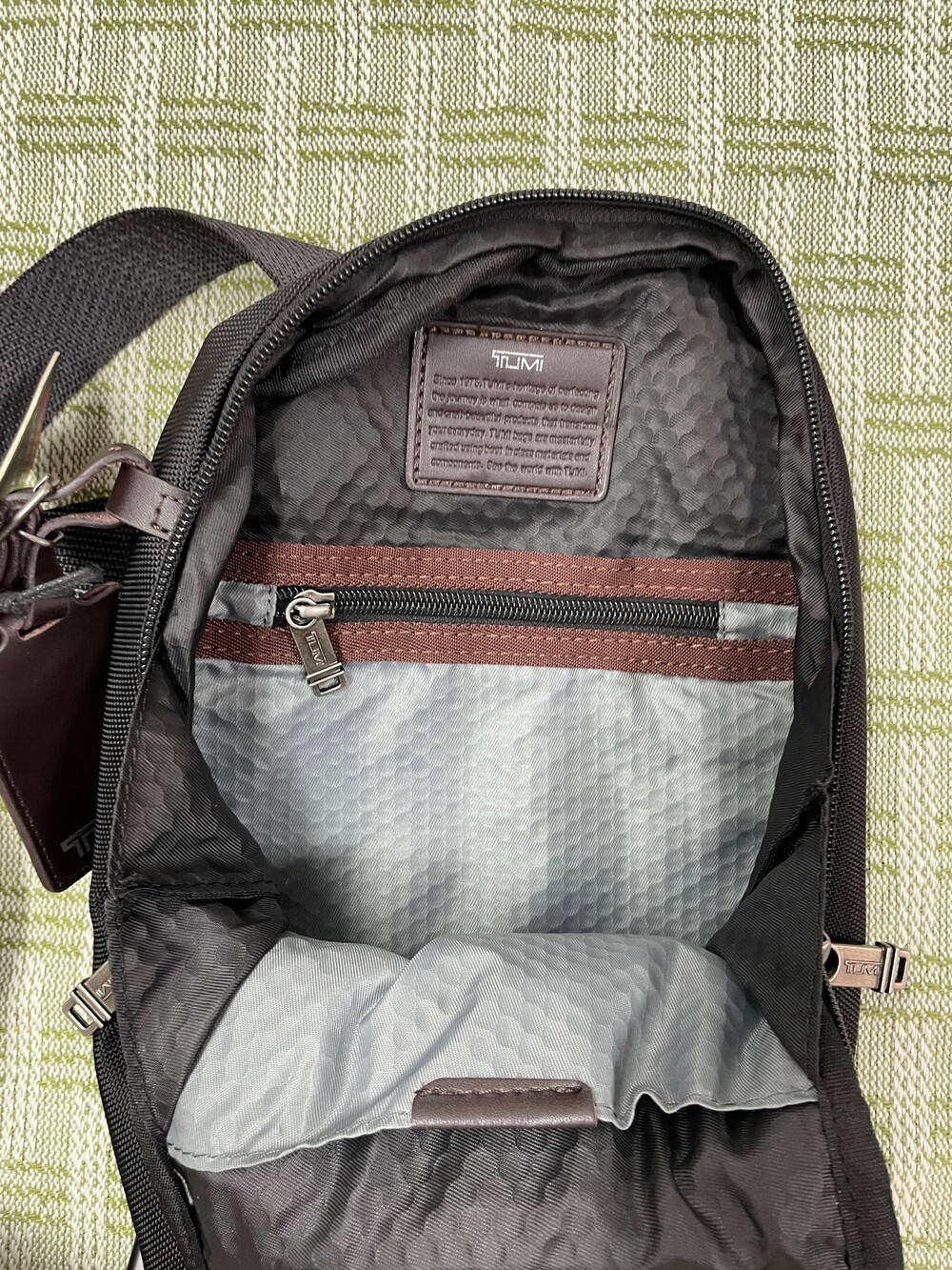 Tumi Alpha Bravo Black Chest Bag View 5